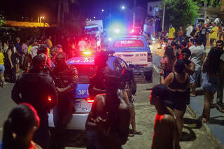 Supporters of Brazilian politician Roberto Jefferson demonstrate close to his house in Comendador Levy Gasparian