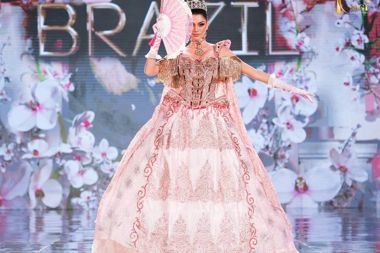 Imagens da Miss Isabella Menin - 24/10/2022 - de Faixa A Coroa - Fotografia  - Folha de S.Paulo