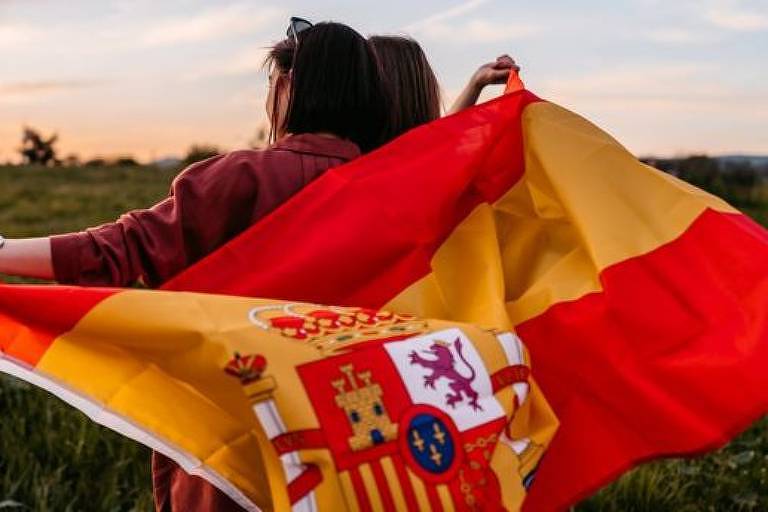 La nueva «ley de nietos» que facilita la ciudadanía europea a los descendientes de españoles – 24/10/2022 – Mundo