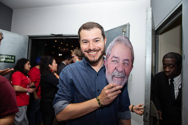 Juliano Medeiros, presidente do PSOL, durante ato da campanha de Lula e Fernando Haddad