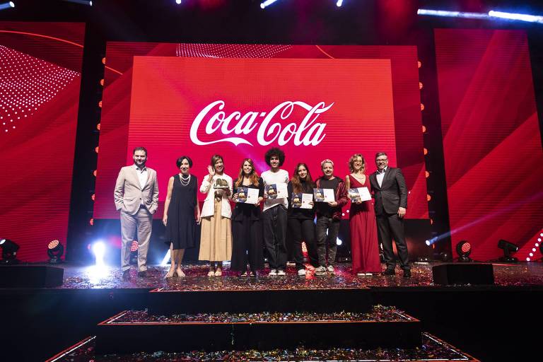 Coca-Cola  recebe premio Top do Top no Evento Top Of Mind 2022