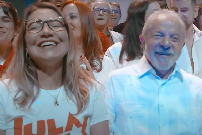 Jingle de Lula com artistas é visto por bolsonaristas nas redes como volta da 'mamata'