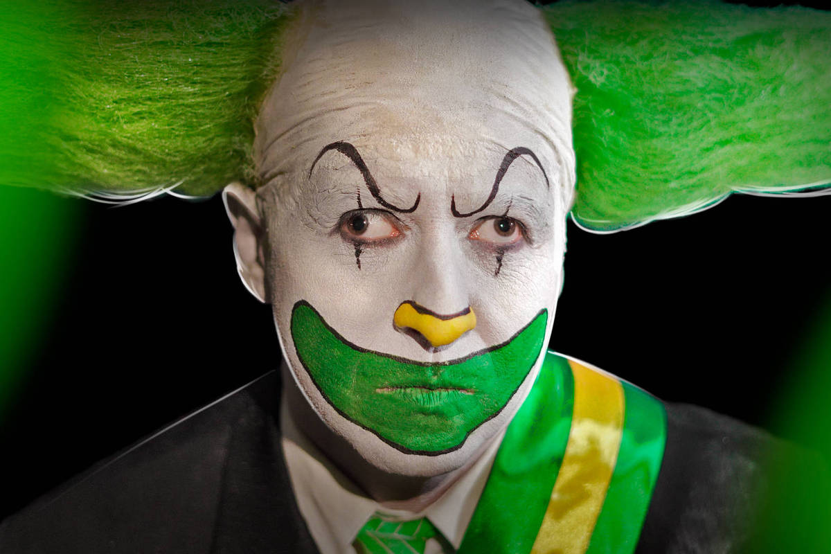 Bolsonaro vira palhaço maligno em novo vídeo do criador de 'As Panteras do Lula' - f5.folha.uol.com.br