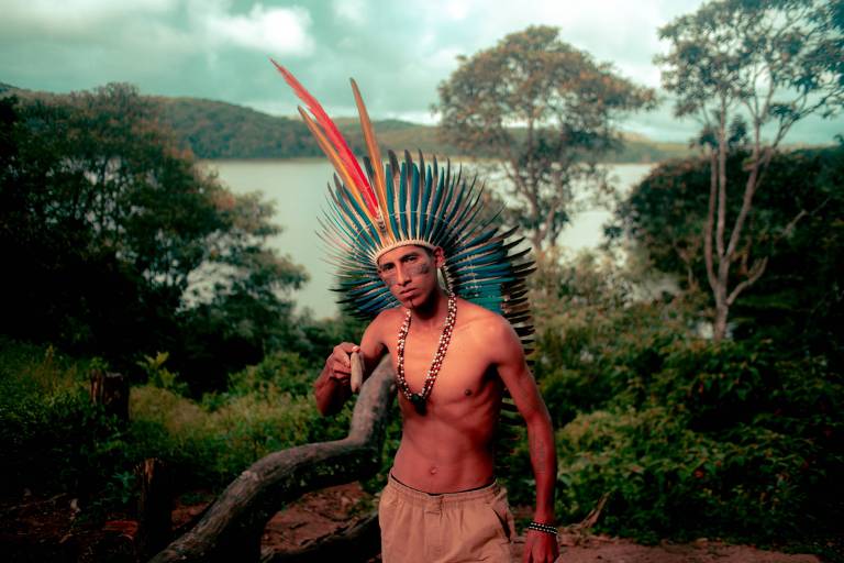 Conheça Owerá, rapper que canta em guarani e tem trabalhos com Criolo e Alok