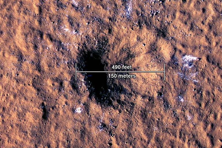 Nasa ouve impacto de meteorito que formou cratera em Marte