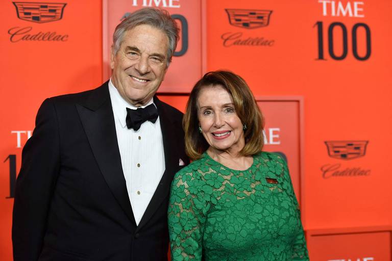 Nancy Pelosi, presidente da Câmara dos EUA, e seu marido, Paul, durante evento em Nova York