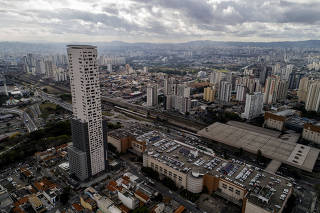 Edifício Platina, no bairro do Tatuapé, considerado o prédio mais alto de SP