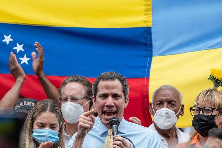 Juan Guaidó tenta manter influência na política da Venezuela