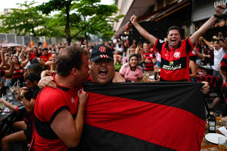 Flamengo planeja proposta formal por Sergio Ramos, diz jornalista