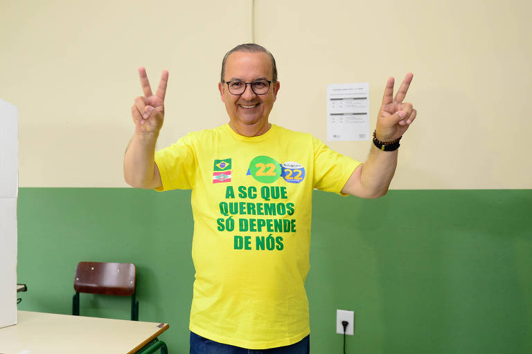 Jorginho Mello (PL) durante campanha para governador de Santa Catarina