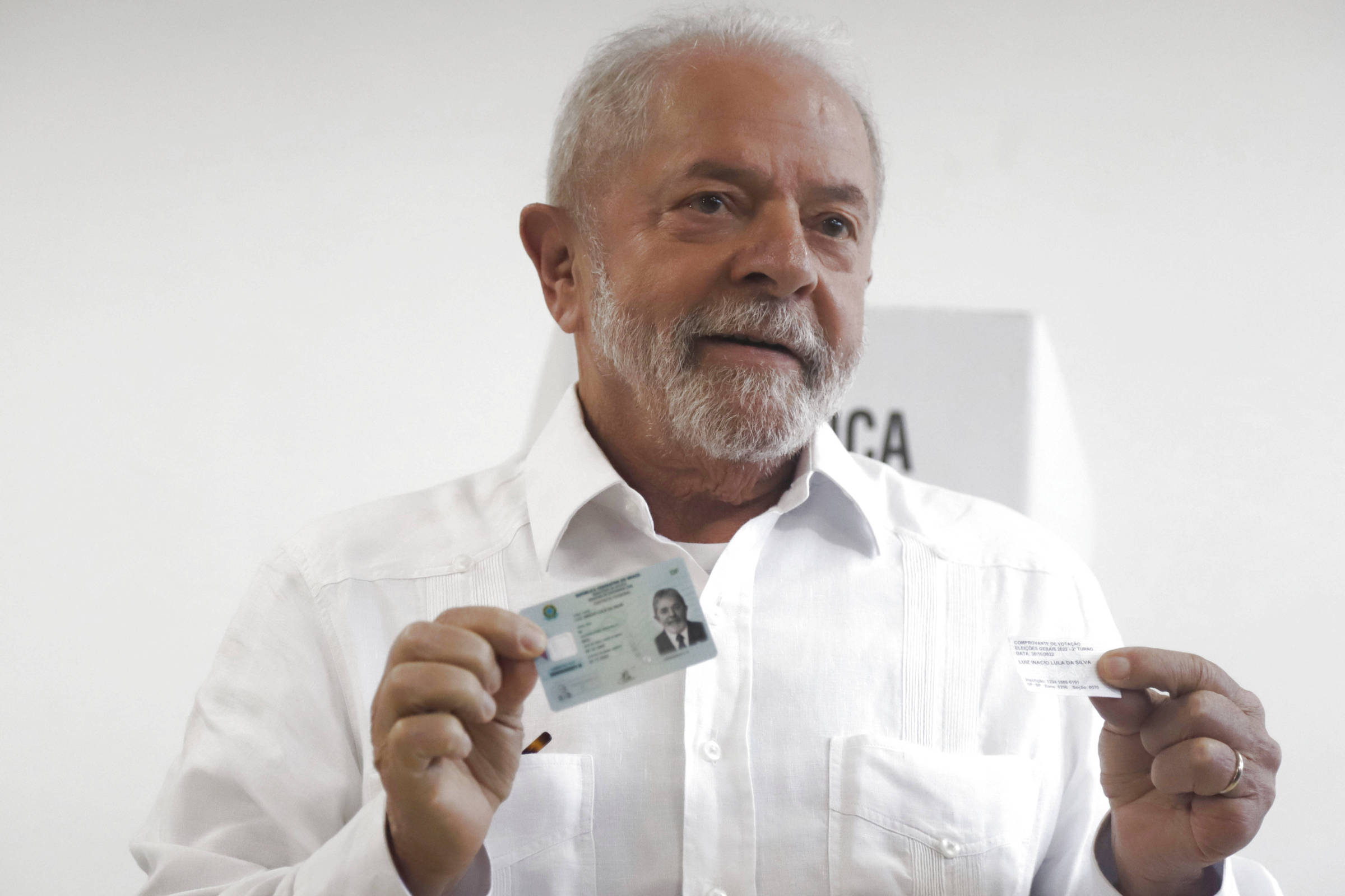 Lula tem vitória mais apertada desde a redemocratização