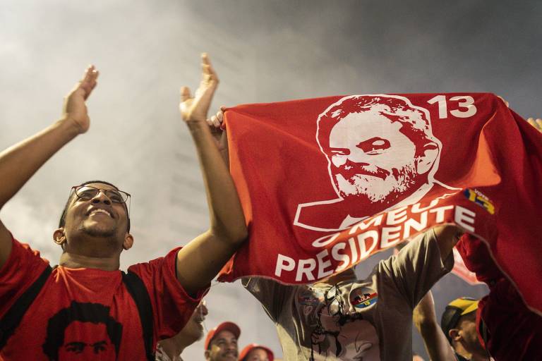 Lula é eleito presidente pela 3ª vez 