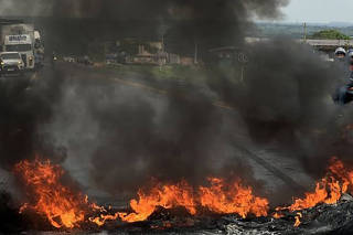 BBC NEWS BRASIL caminhoneiros bolsonaristas bloqueiam rodovias