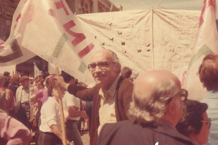 Saramago, 100, nunca deixou de ser de esquerda apesar de críticas a governos