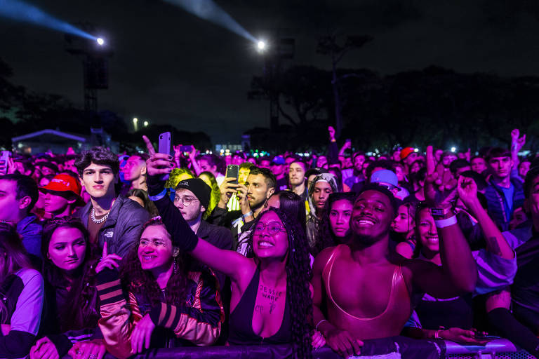 Banda canadense Metric vai substituir Muna na programação do Primavera Sound 2023