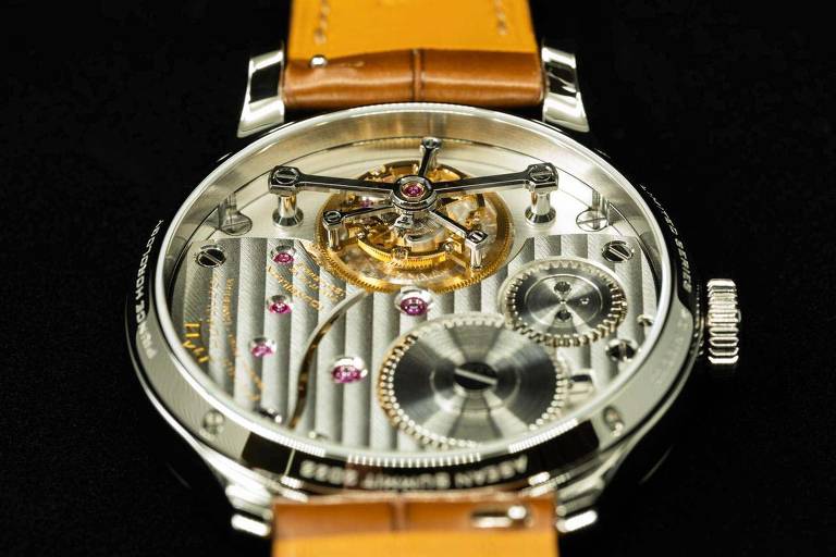 Premiê do Camboja fã de relógios de US$ 1 mi dará itens de luxo a líderes em cúpula