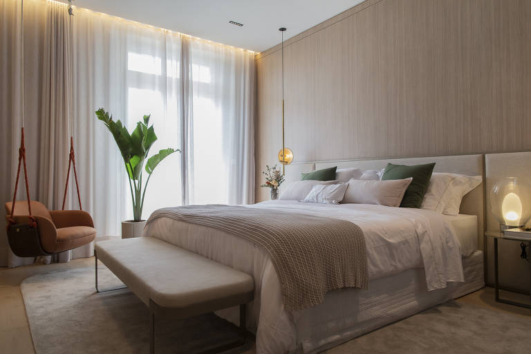 O metro quadrado custa a partir de R$ 25 mil, o que significa que o menor apartamento custa R$ 1,92 milhão; na imagem a suíte master do apartamento