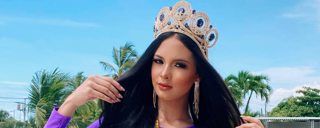 A adolescente de Brasília Sandra Luiza Lima Caetano, de 15 anos, conquistou na Colômbia a faixa de Miss Teen Charm 2022