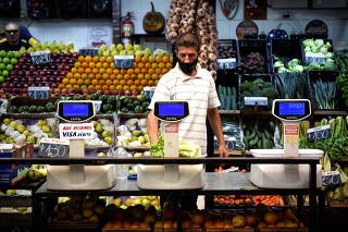 FILE PHOTO: Argentina inflation soars to highest level in years, in Buenos Aires