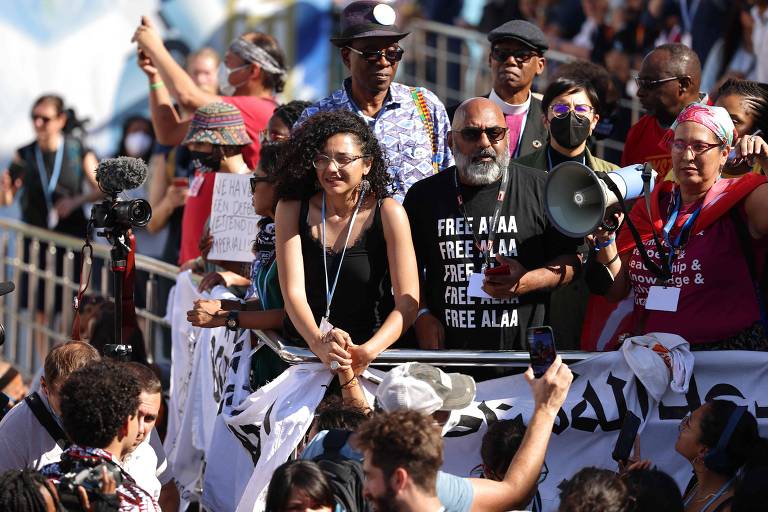 Manifiestantes organizam protestos durante COP27