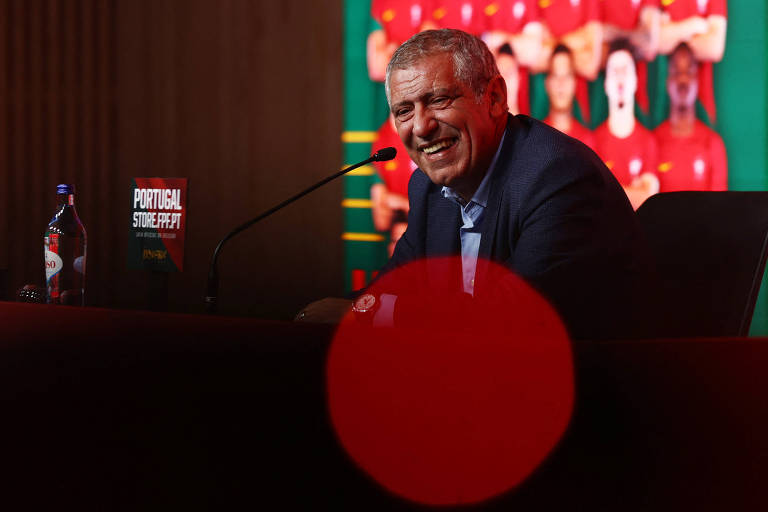 O treinador da seleção de Portugal, Fernando Santos, no anúncio da convocação da equipe para a Copa do Mundo do Qatar
