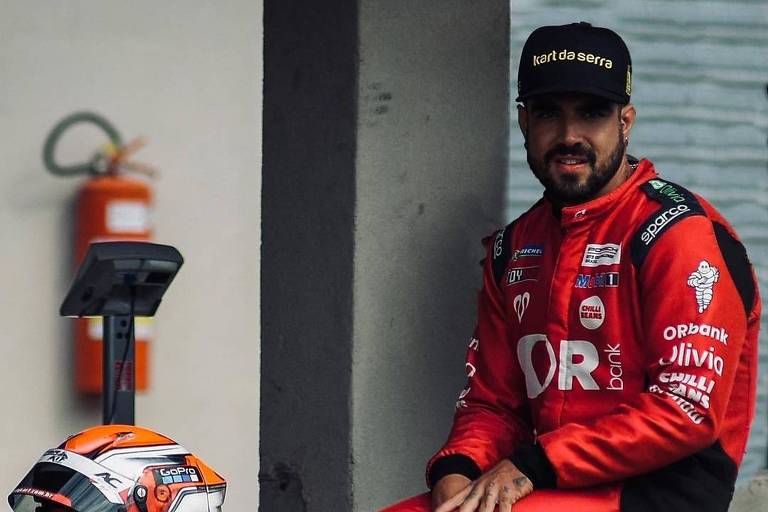 Caio Castro sofre acidente em prova antes do GP do Brasil de Fórmula 1, em São Paulo