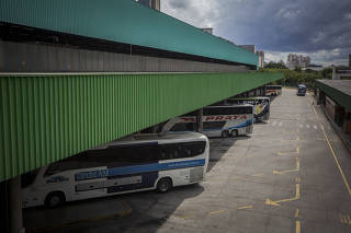 Filas de ônibus em São Paulo na eleição