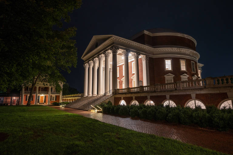 The Rotunda at the University of Virginia in Charlottesville, Va., on Aug. 11, 2020, which models on the Pantheon and was designed by Thomas Jefferson. The university  designed by Thomas Jefferson, was built by enslaved people, a new memorial acknowledges that long-suppressed history. (Sanjay Suchak/The New York Times)