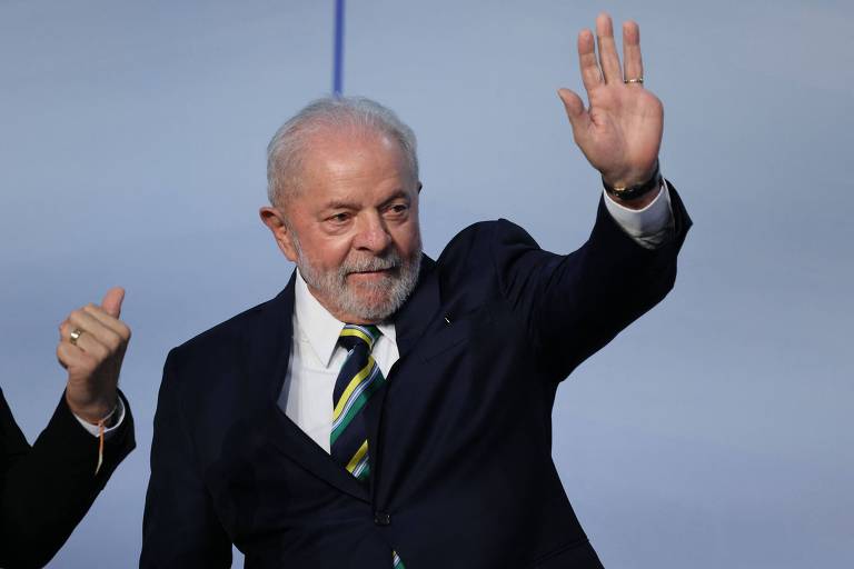 Lula cobra recursos de países ricos e diz que combate à crise do clima será prioridade