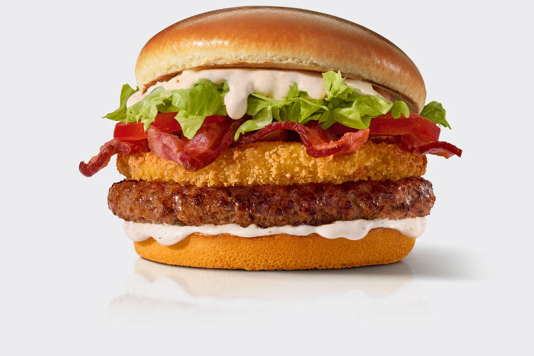 McDonald's lança sanduíches inspirados na Copa do Mundo