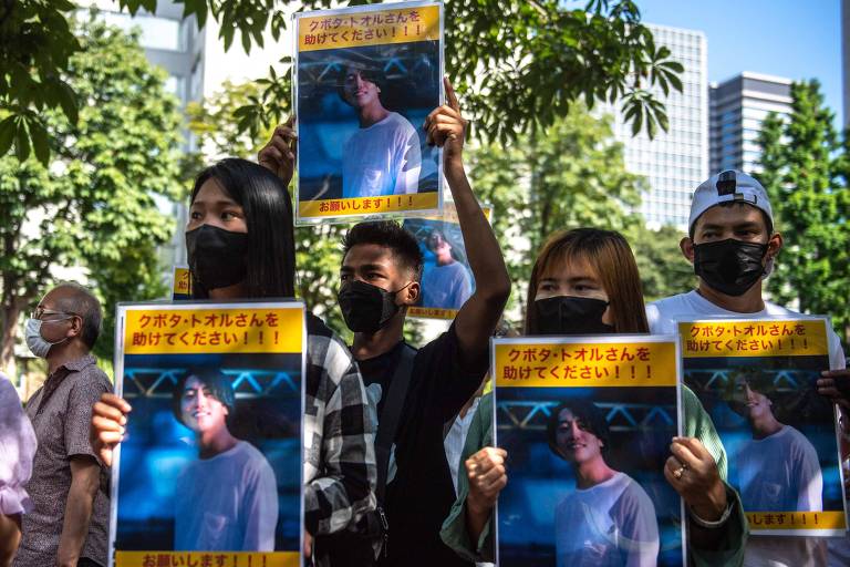 Ativistas protestam em Tóquio pela libertação do documentarista Toru Kubota