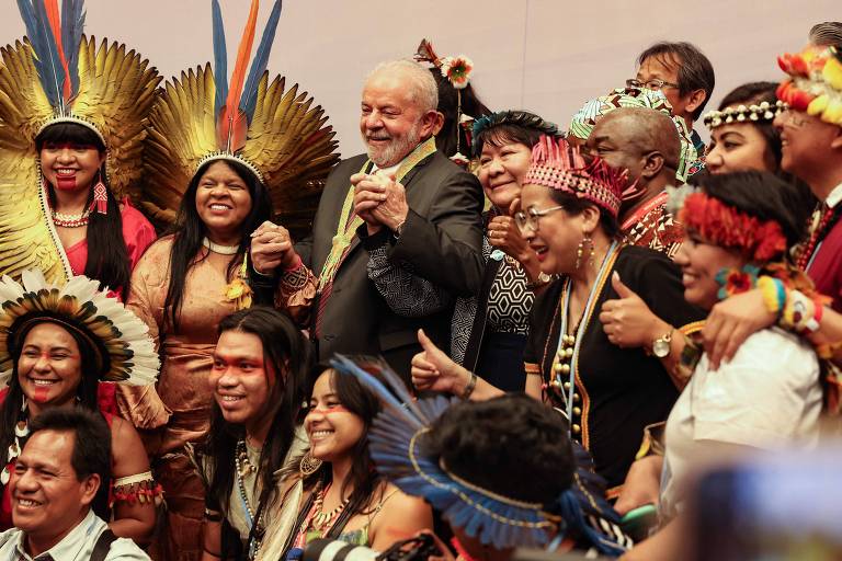 Indígenas reclamam de falta de diversidade e devem ter mais 5 nomes na transição de Lula