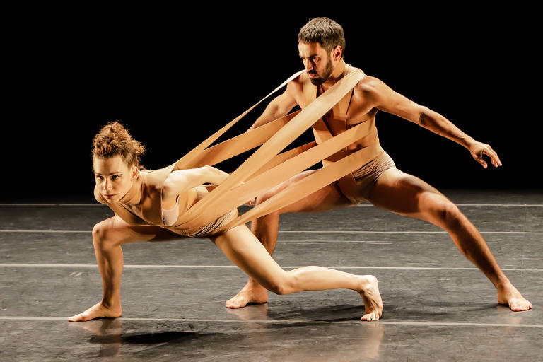 Balé da Cidade de São Paulo apresenta 'Motriz', coreografia de Cassi Abranches.
