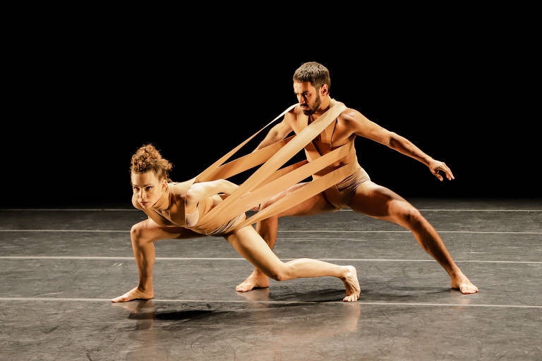 Balé da Cidade de São Paulo apresenta 'Motriz', coreografia de Cassi Abranches.