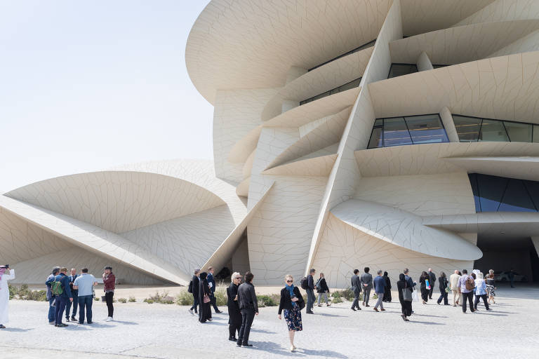 Qatar monta obras de arte e turbina museus às vésperas da Copa do Mundo