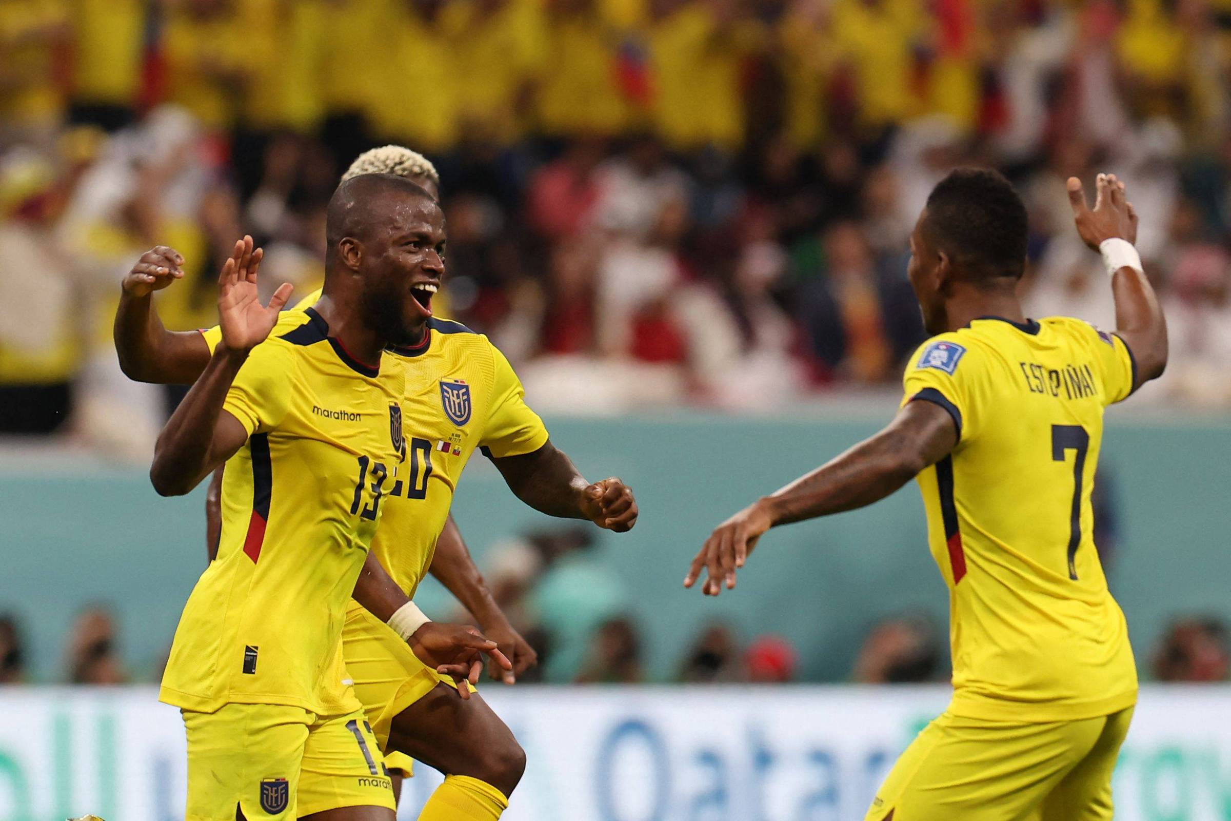 Copa do Mundo 2022  Equador vence Catar com dois gols de Valencia