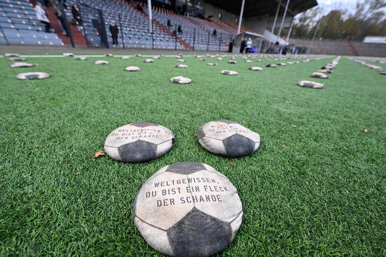 Jogadores da Alemanha protestam contra proibição da Fifa de usar braçadeira  One Love - Folha PE