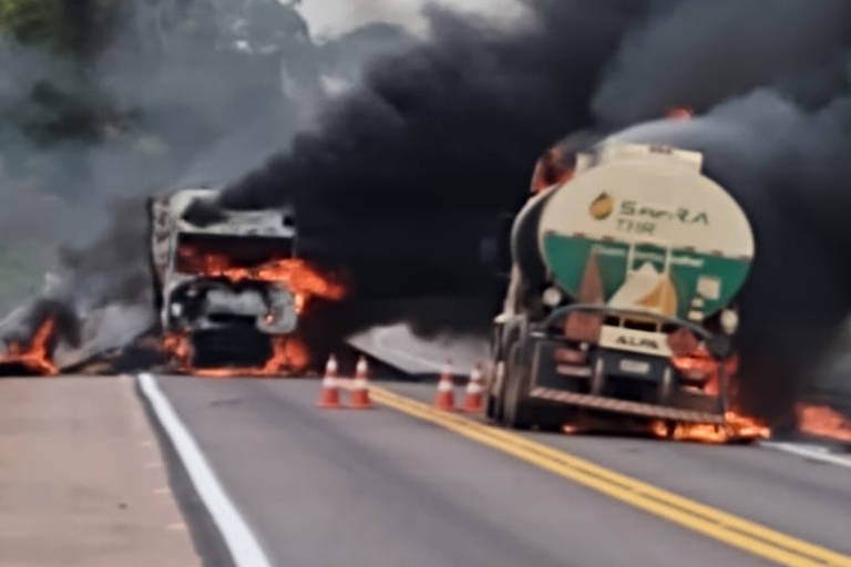 Criminosos atacam funcionário de concessionária e incendeiam caminhões em MT; veja vídeos