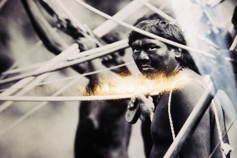 Retrato de Davi Kopenawa Yanomami por Claudia Andujar