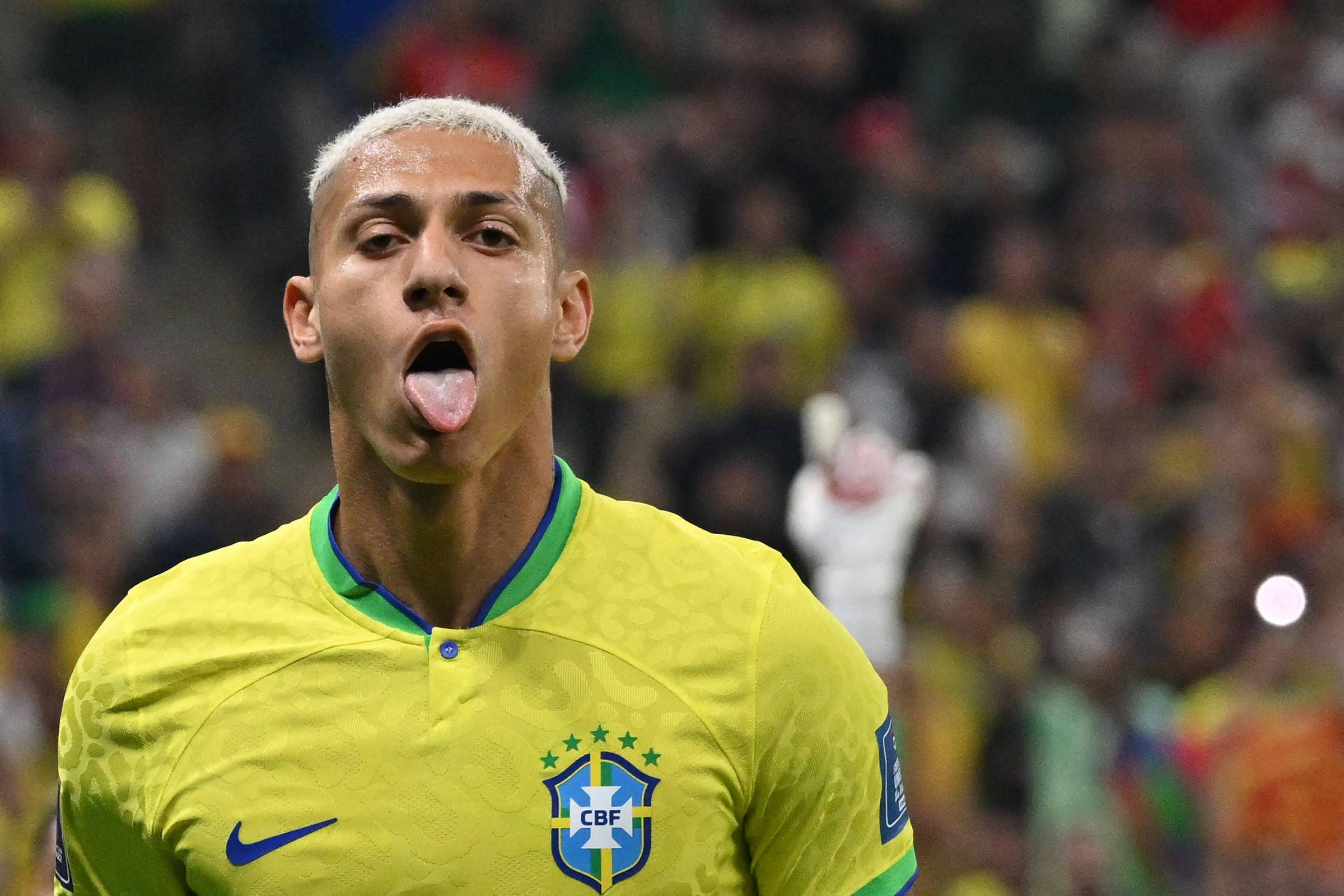 Ele é o Jogador de futebol mais forte do mundo e você nunca ouviu falar  dele 