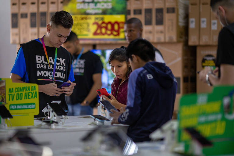 Comércio em São Paulo tem mais vendedores que clientes na manhã da Black Friday