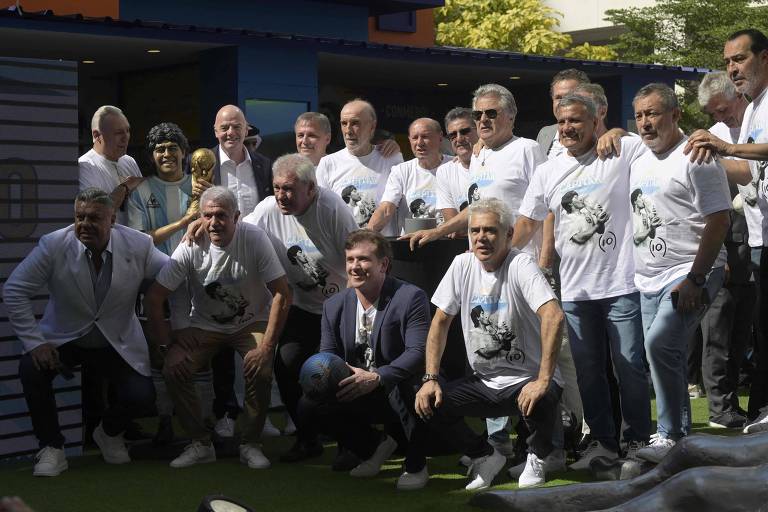 Copa homenageia Maradona nos dois anos da morte do argentino