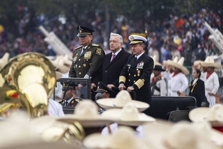 Congresso no México derruba reforma eleitoral de AMLO, mas presidente tenta plano B
