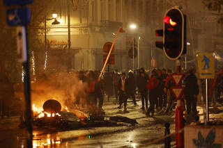 Clashes in Brussels after the World Cup football match between Belgium and Morocco