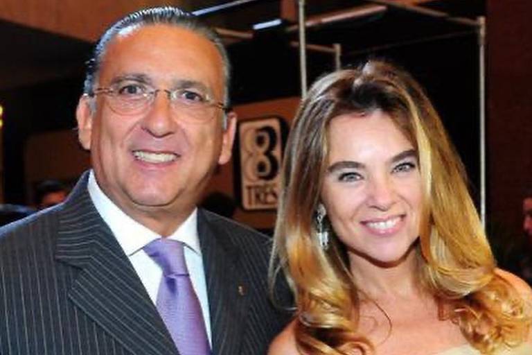 Galvão Bueno e Desirée Soares comemoram 22 anos de casamento