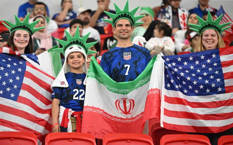 Irã x EUA tem clima amistoso antes do jogo, protestos e