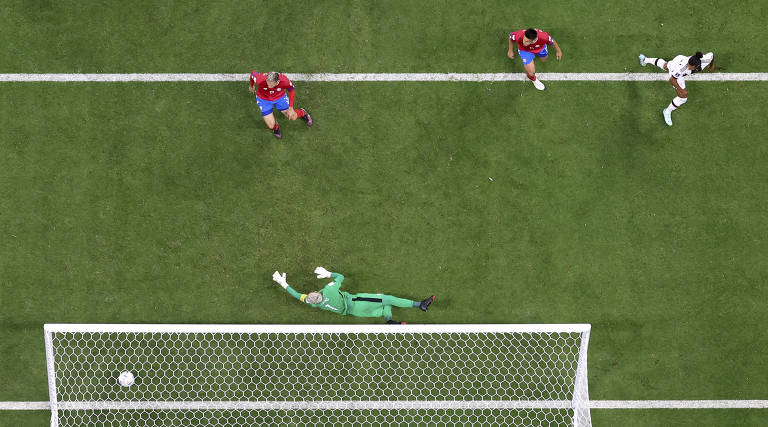 Veja as imagens do jogo entre Costa Rica e Alemanha