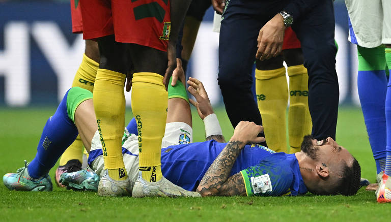 Campeonato Inglês: Raphinha se machuca e preocupa Tite; Richarlison marca  em retorno ao Everton