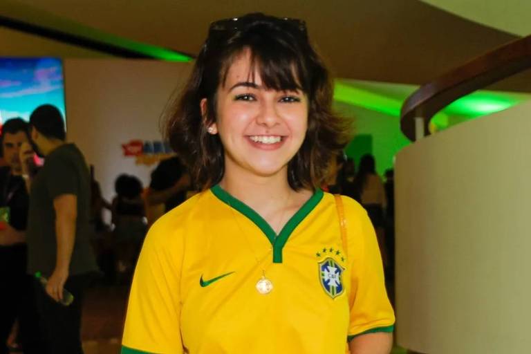 Copa do Mundo: Klara Castanho faz rara aparição pública para torcer pelo Brasil
