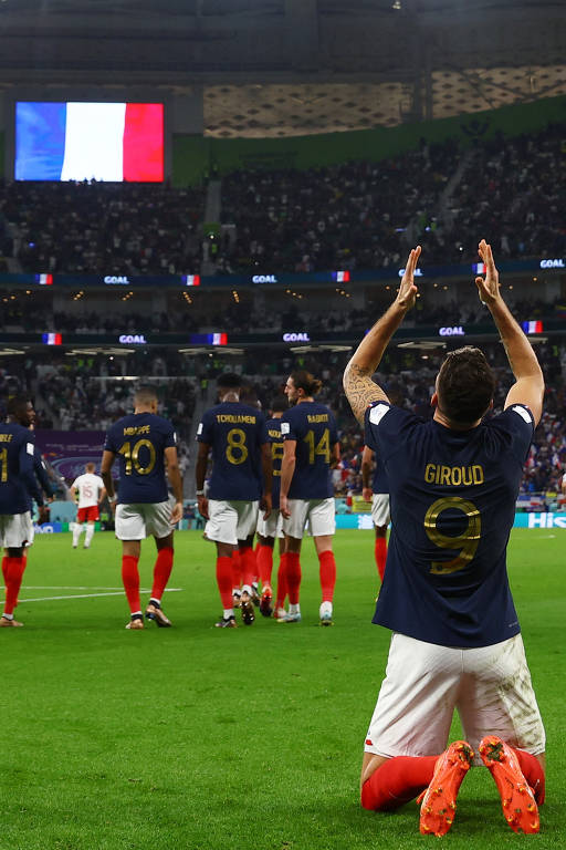 Copa 2022: Giroud compensa Mbappé e sai da sombra de Benzema